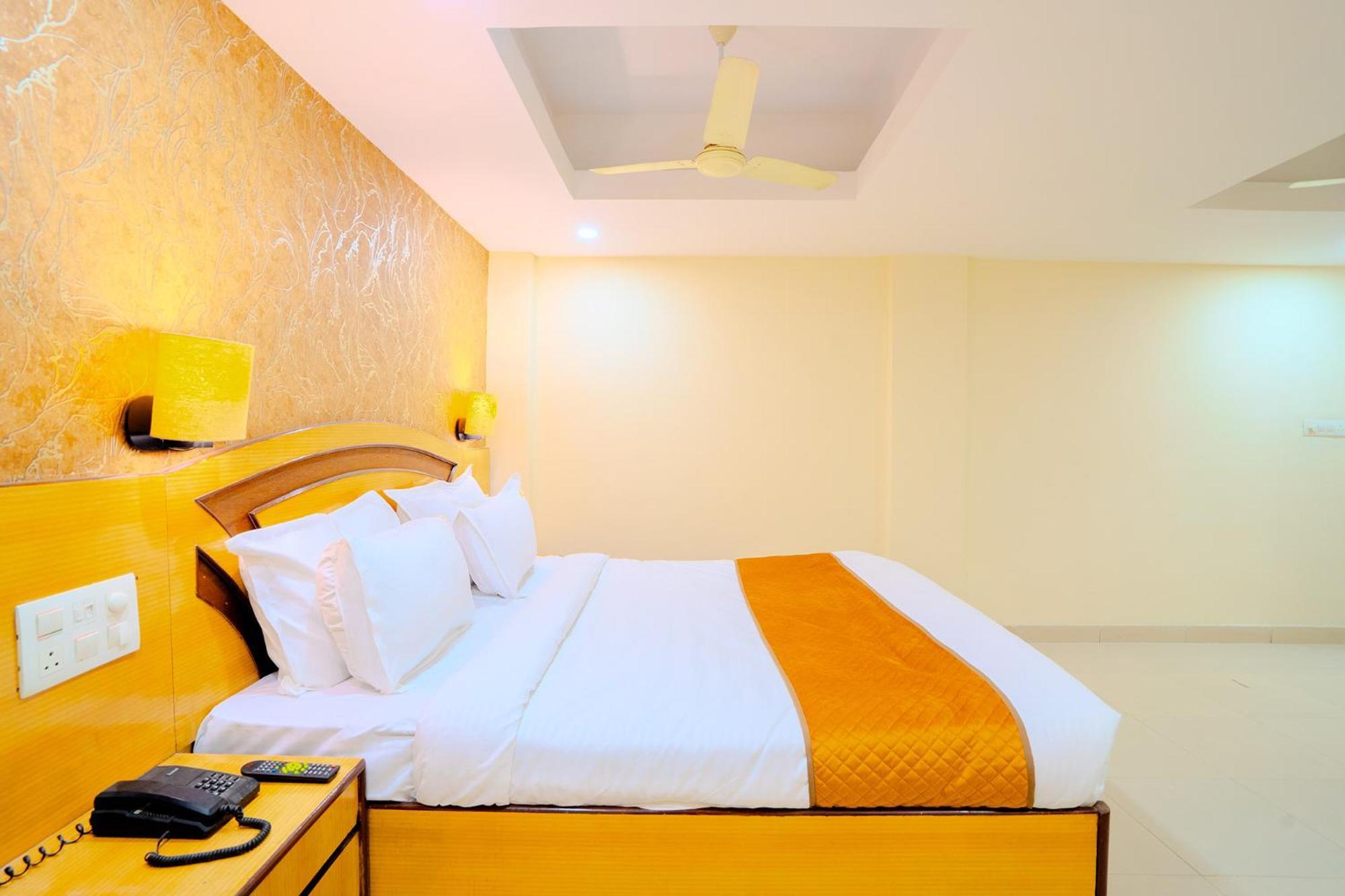 Fabhotel Polovictory Palace Jaipur Bagian luar foto