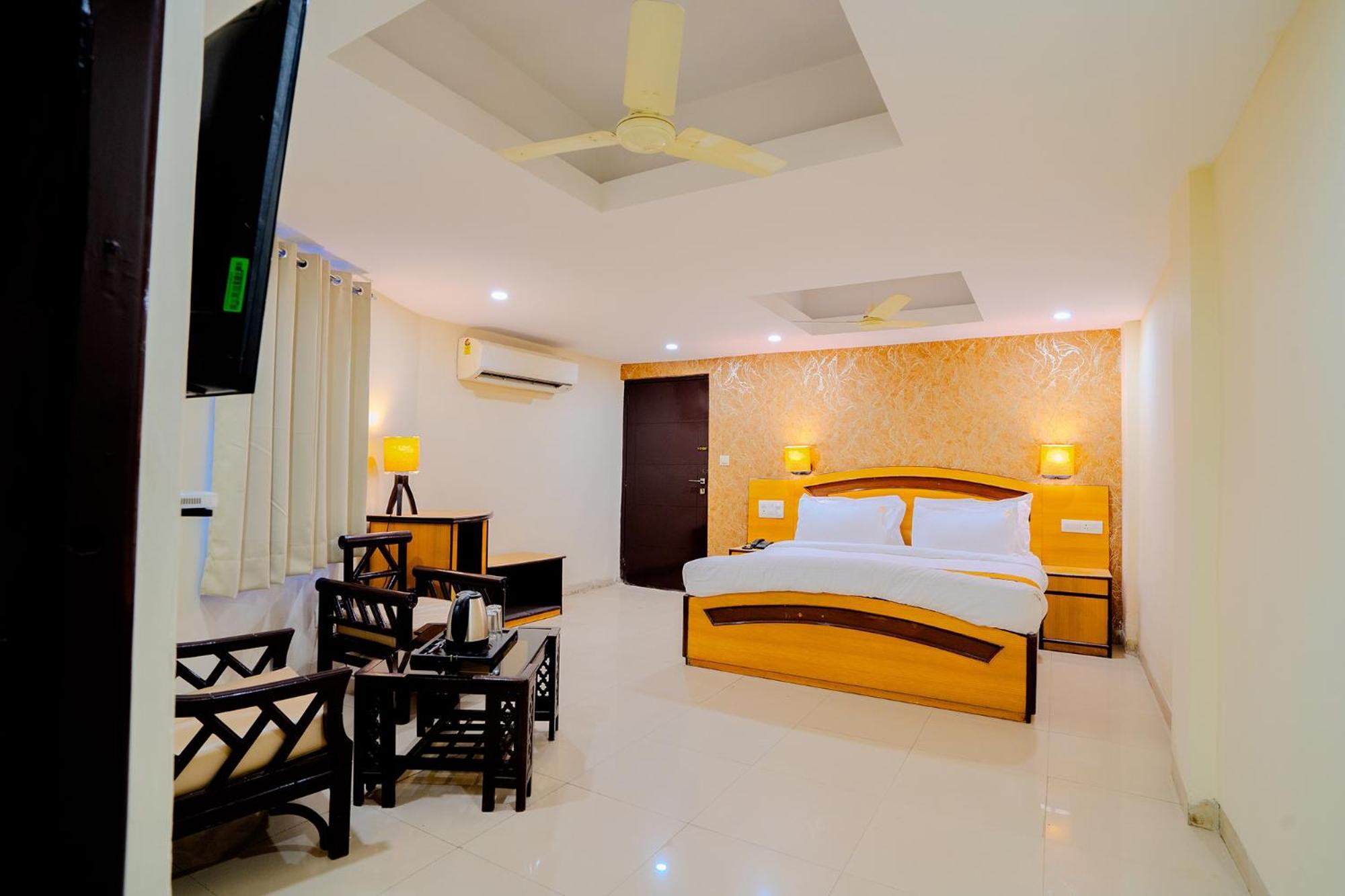 Fabhotel Polovictory Palace Jaipur Bagian luar foto