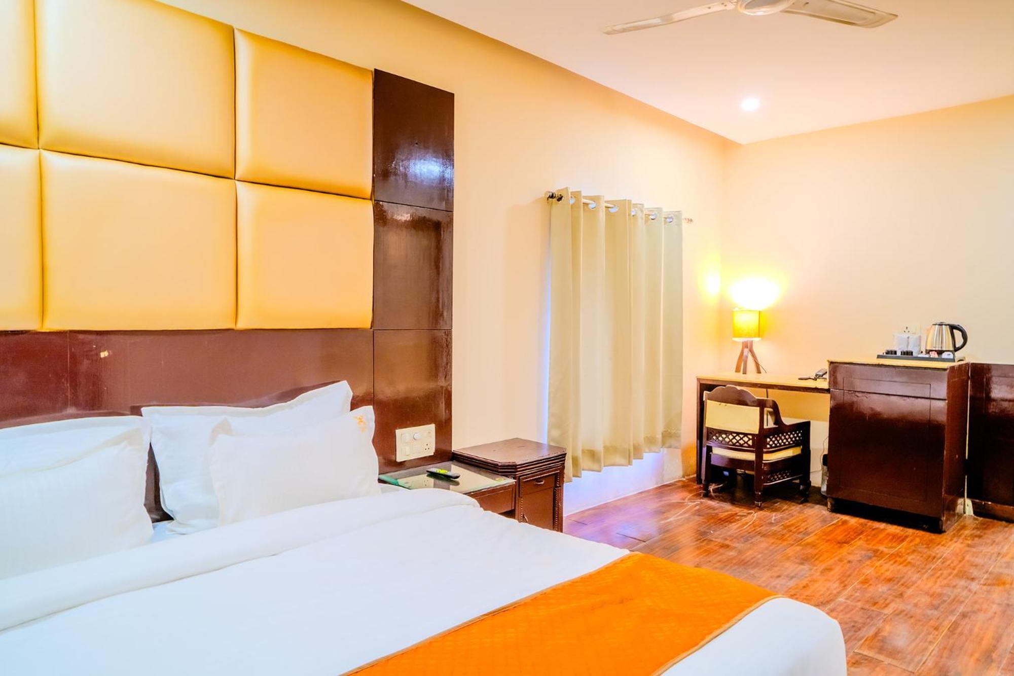 Fabhotel Polovictory Palace Jaipur Bagian luar foto